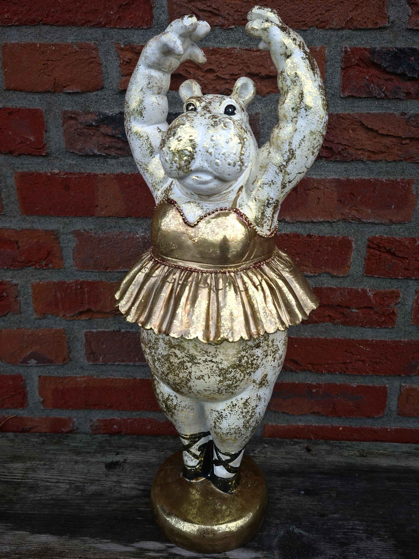 Clayre & Eef | Beeld Ballerina Hippo Wit/Goud 18x47 cm